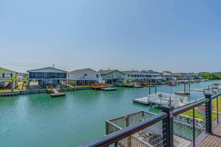 6 Bedroom Beach House - Marsh Views Anchors Away Myrtle Beach Exterior photo